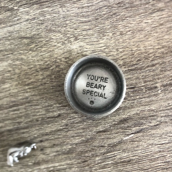 Vtg Pewter Bear Trinket Box with Earrings and Pendant - Picture 8 of 13